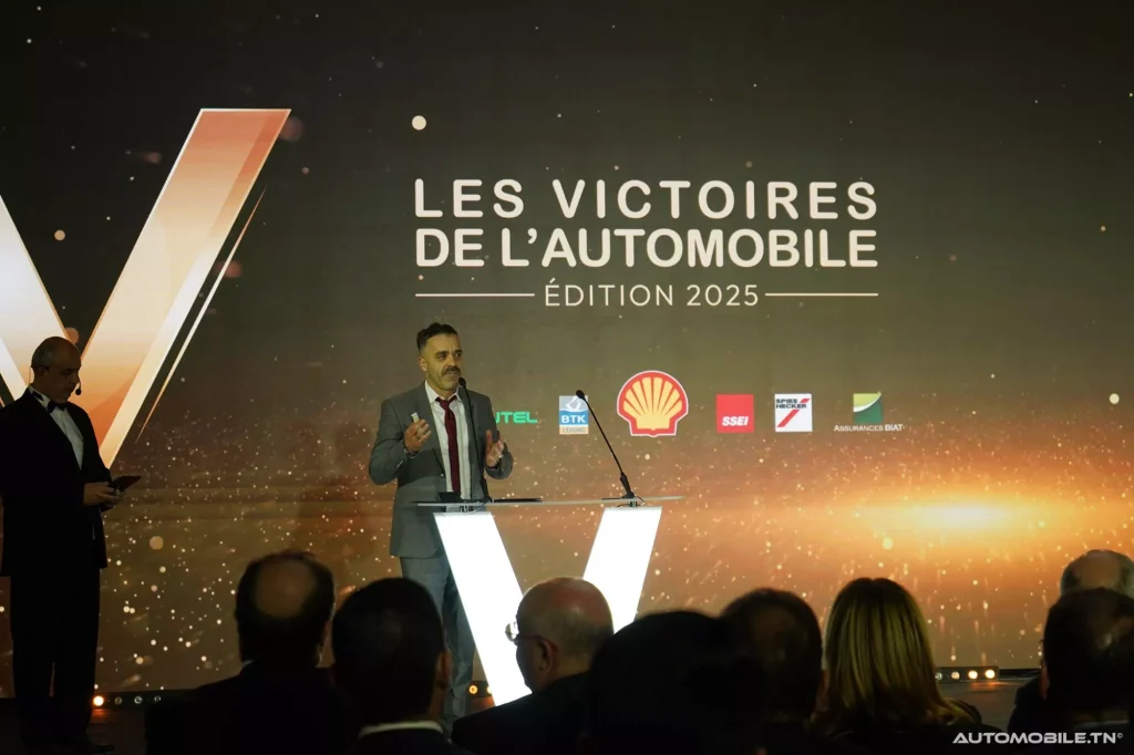 Membres du jury Web First Rank évaluant la présence digitale des marques automobiles